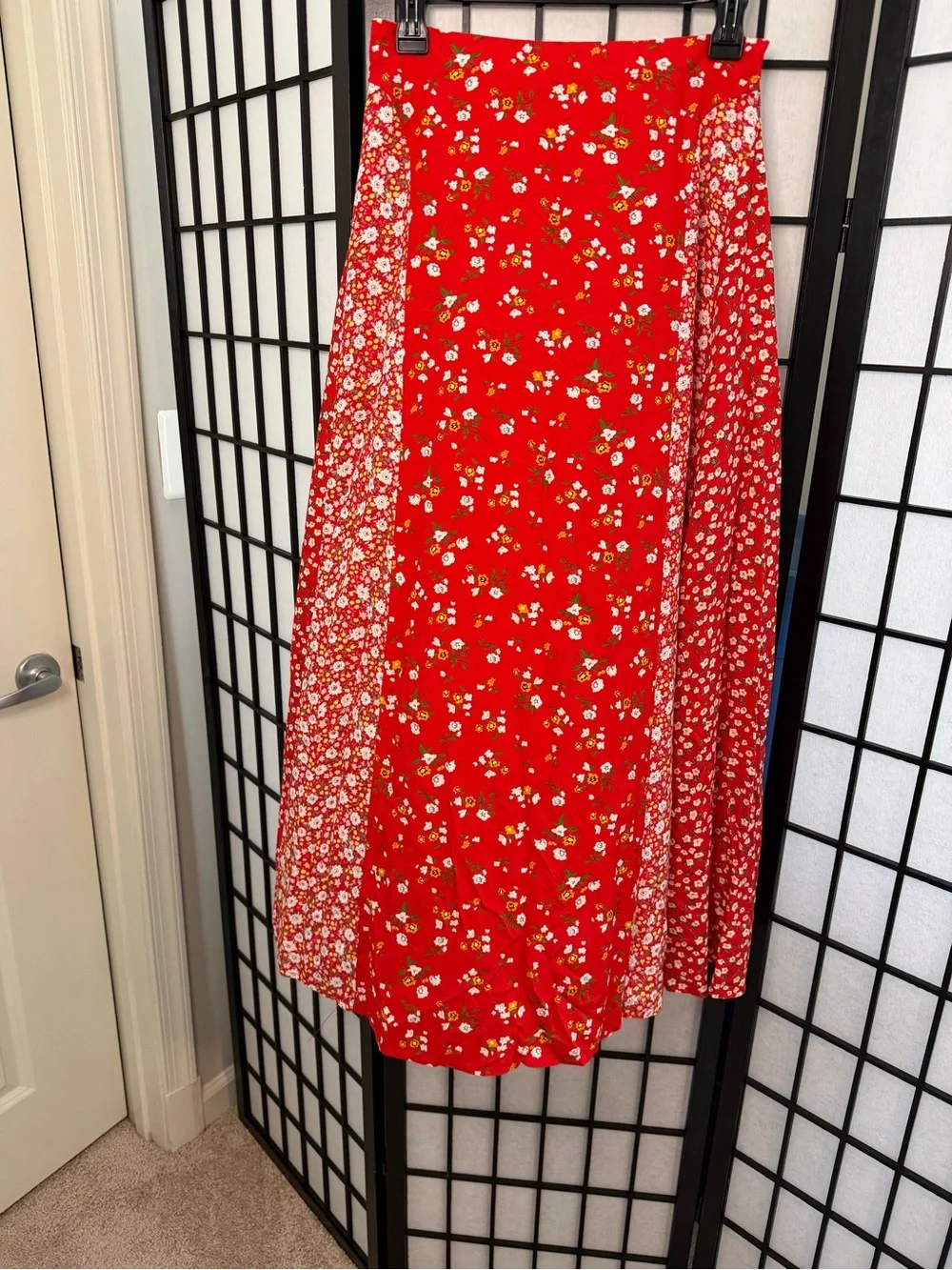 AEMI & Co x Mindy Mae’s Red Floral Melanie Maxi Skirt- Brand New Small - Picture 2 of 5
